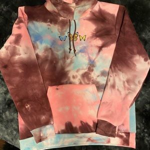 Pull over hoodie. never worn. it’s a medium but it fits like a small.